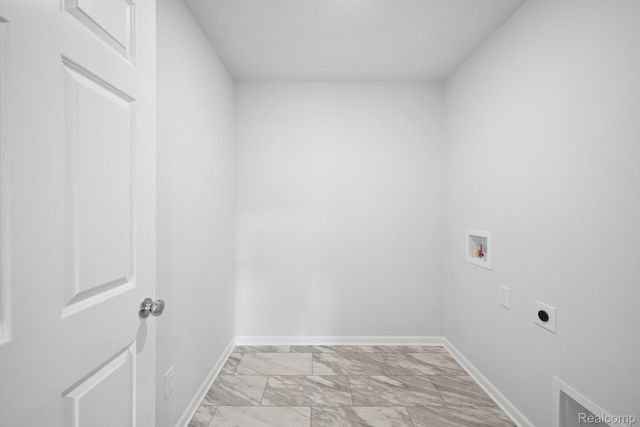4221 Cedar Lane, Grand Blanc Charter Township, MI 48439