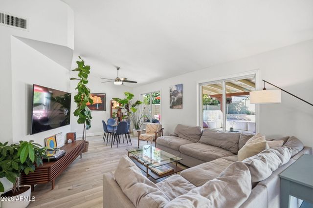 4302 E ACOMA Drive, Phoenix, AZ 85032