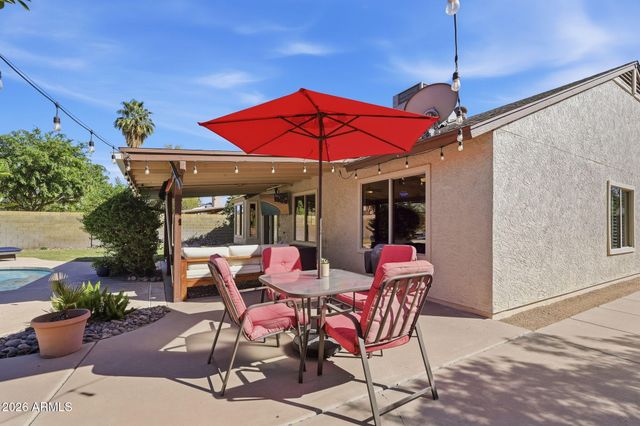 4302 E ACOMA Drive, Phoenix, AZ 85032