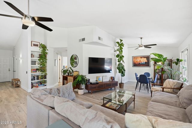 4302 E ACOMA Drive, Phoenix, AZ 85032