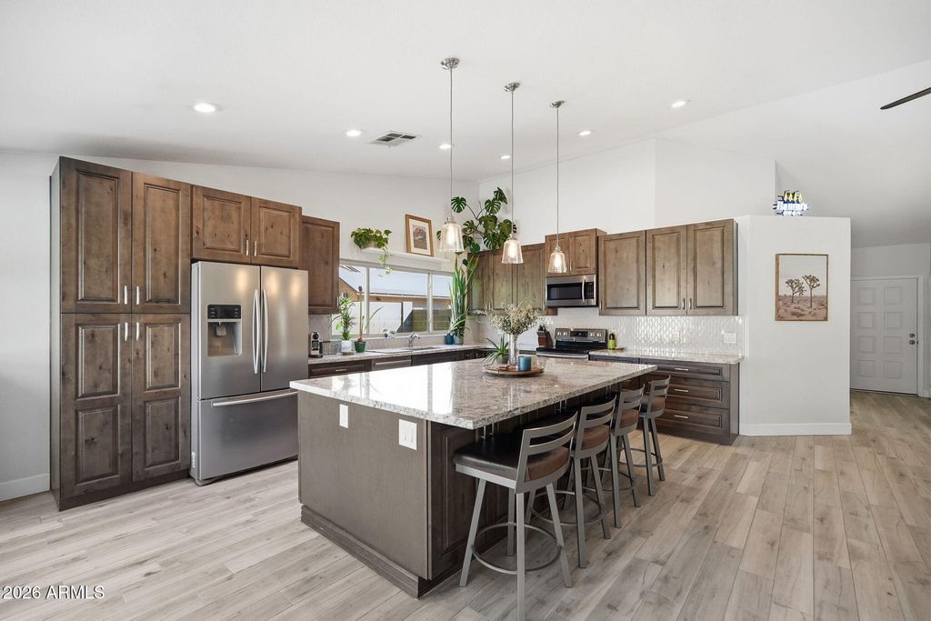 4302 E ACOMA Drive, Phoenix, AZ 85032