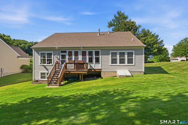 567 Inverness Court 567, Oxford, CT 06478