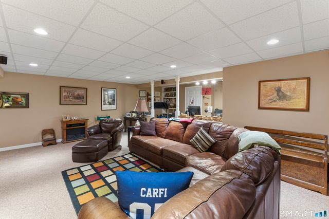 567 Inverness Court 567, Oxford, CT 06478
