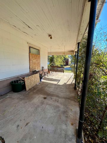 1615 BUCHANAN STREET, Wichita Falls, TX 76309