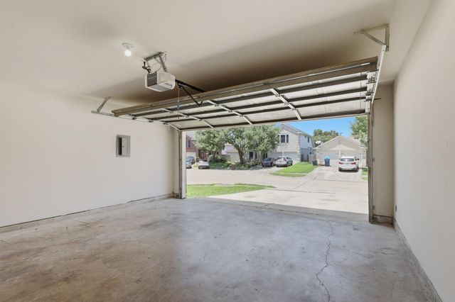 17003 Analisa Cir, Houston, TX 77084