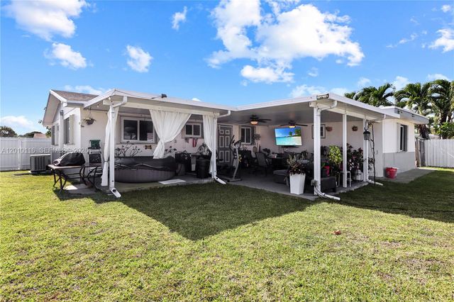 20211 SW 112th Pl, Miami, FL 33189