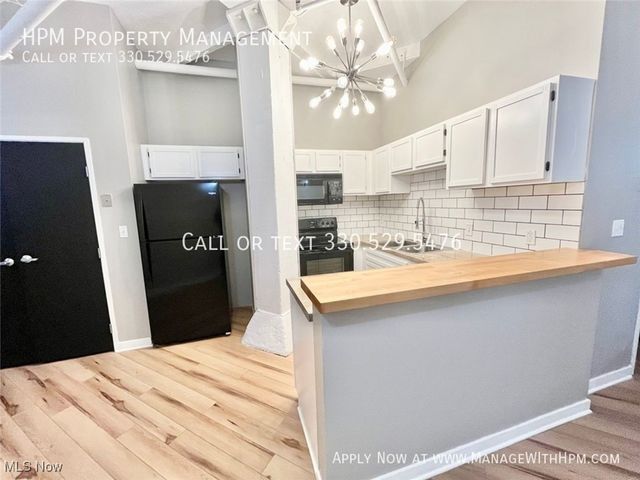 1133 W 9th Street 117, Cleveland, OH 44113