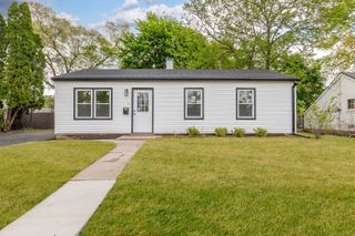 519 Everette Avenue, Romeoville, IL 60446
