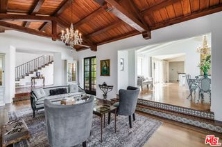 1046 Chautauqua Boulevard, Pacific Palisades, CA 90272