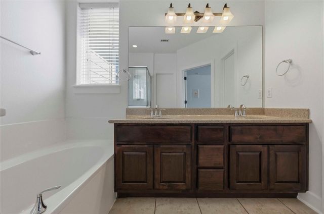 1620 Haskell ST B, Austin, TX 78702