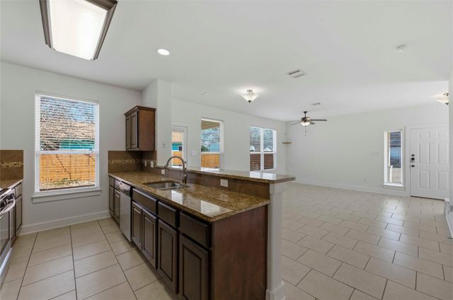 1620 Haskell ST B, Austin, TX 78702