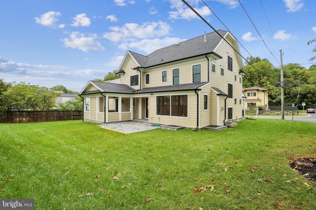 5900 SONOMA RD, Bethesda, MD 20817
