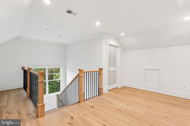 5900 SONOMA RD, Bethesda, MD 20817
