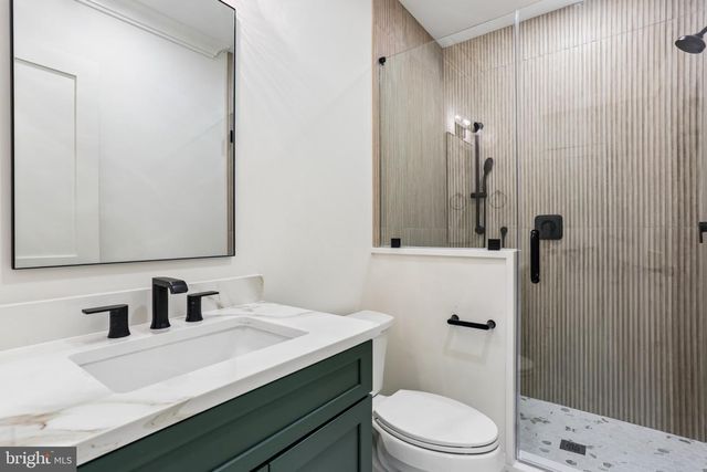 5900 SONOMA RD, Bethesda, MD 20817