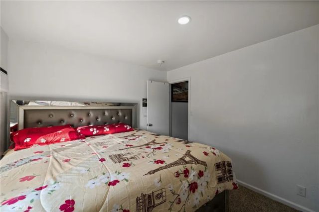 285 FLORENCE LANE, Bakersfield, CA 93308
