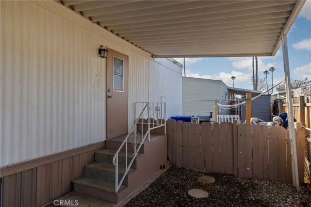 285 FLORENCE LANE, Bakersfield, CA 93308