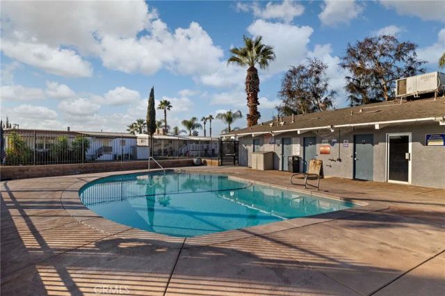 285 FLORENCE LANE, Bakersfield, CA 93308