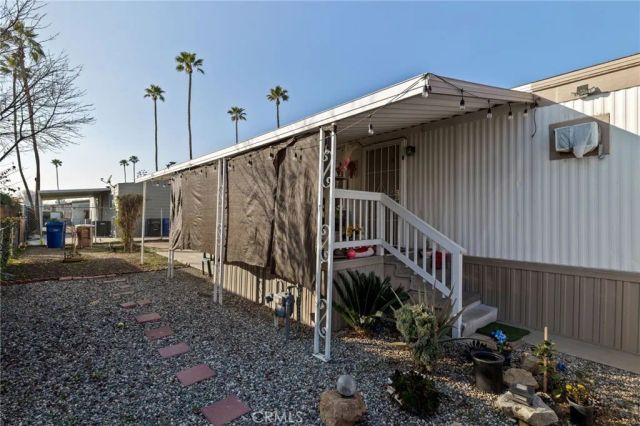 285 FLORENCE LANE, Bakersfield, CA 93308