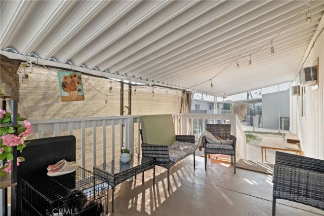 285 FLORENCE LANE, Bakersfield, CA 93308