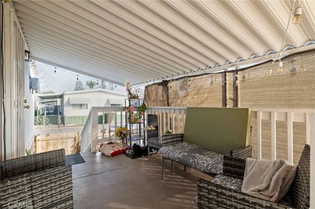 285 FLORENCE LANE, Bakersfield, CA 93308