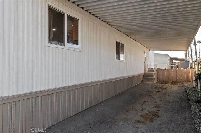285 FLORENCE LANE, Bakersfield, CA 93308