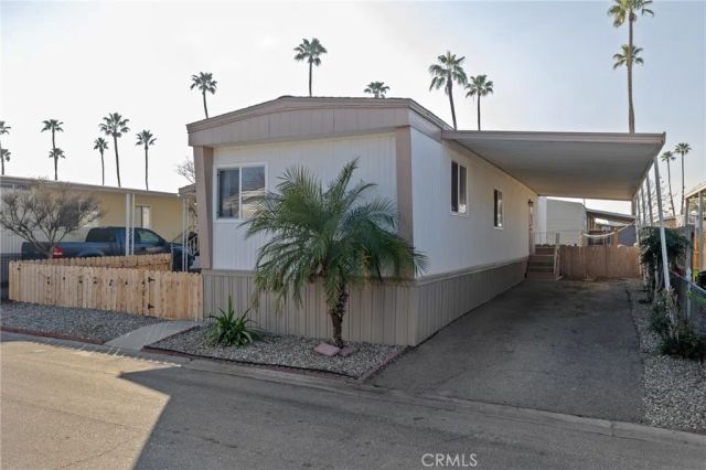 285 FLORENCE LANE, Bakersfield, CA 93308
