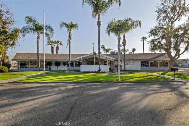 285 FLORENCE LANE, Bakersfield, CA 93308