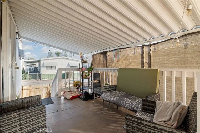 285 FLORENCE LANE, Bakersfield, CA 93308
