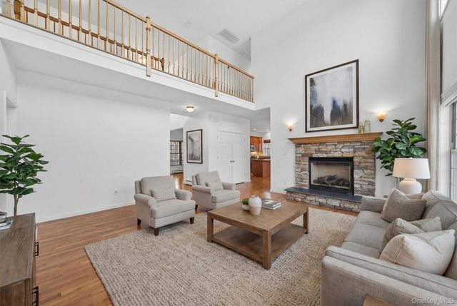 5 Prestwick Drive, Monroe, NY 10950