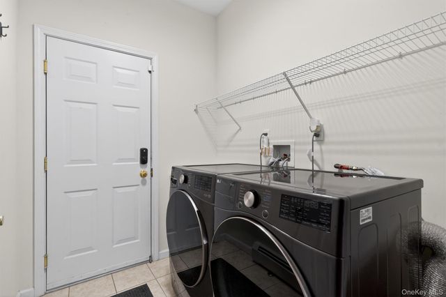 5 Prestwick Drive, Monroe, NY 10950