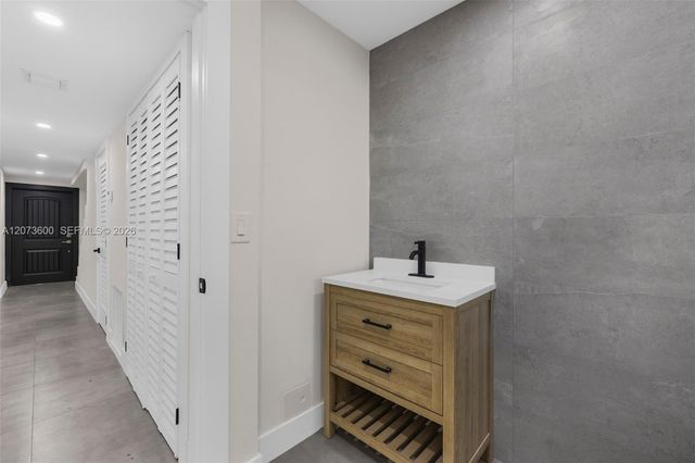 345 Sarto Avenue 1, Coral Gables, FL 33134