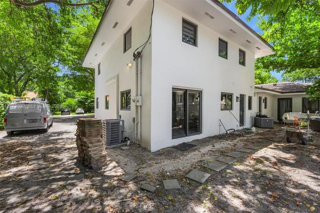 345 Sarto Avenue 1, Coral Gables, FL 33134