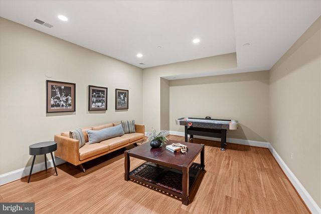 9414 THRUSH LN, Potomac, MD 20854