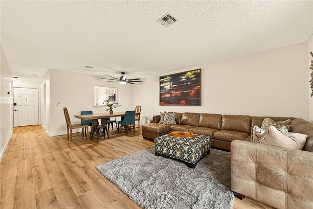 18 Eleanor Lane, Bella Vista, AR 72714