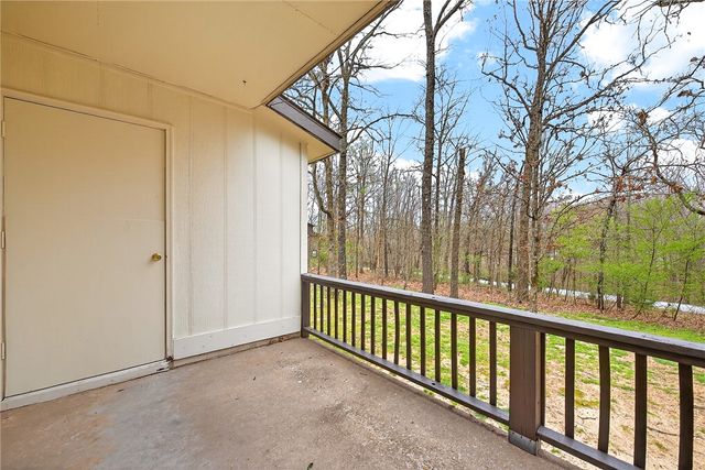 18 Eleanor Lane, Bella Vista, AR 72714