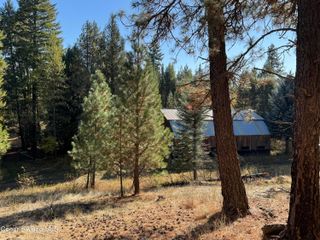 1518 Horn Mountian Rd, Priest River, ID 83856