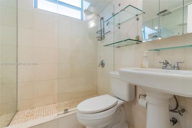 301 Ocean Dr 306, Miami Beach, FL 33139