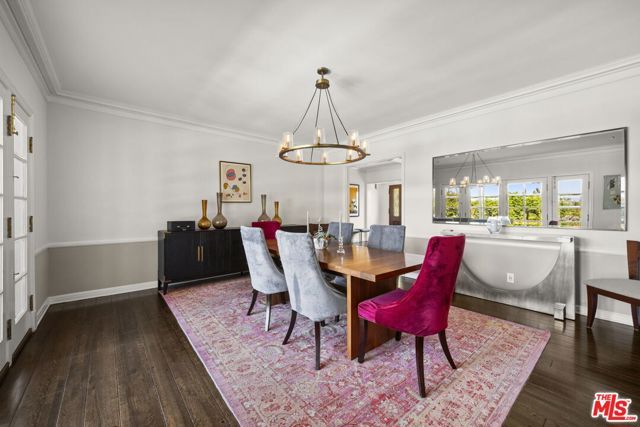 850 Birchwood Drive, Los Angeles, CA 90024