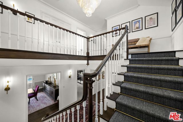 850 Birchwood Drive, Los Angeles, CA 90024