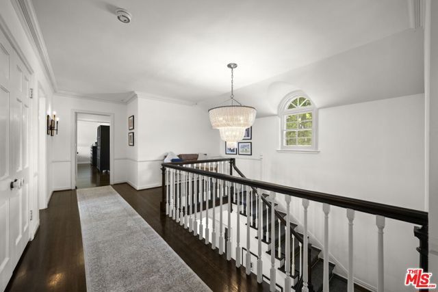 850 Birchwood Drive, Los Angeles, CA 90024