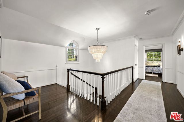 850 Birchwood Drive, Los Angeles, CA 90024