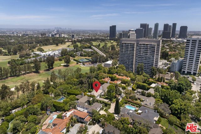 850 Birchwood Drive, Los Angeles, CA 90024