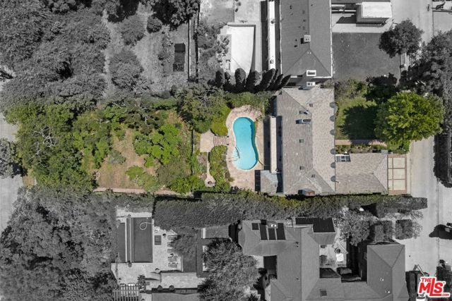 850 Birchwood Drive, Los Angeles, CA 90024