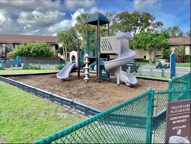 770 N VILLAGE LAKE TERRACE N 203, St Petersburg, FL 33716