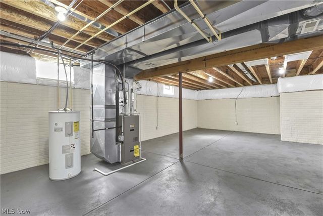 3241 W 50th Street, Cleveland, OH 44102