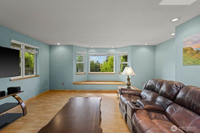 7001 62nd Drive NE, Marysville, WA 98270
