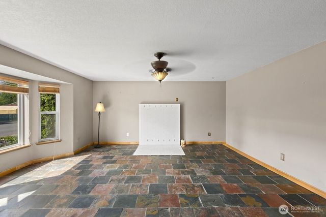 7001 62nd Drive NE, Marysville, WA 98270