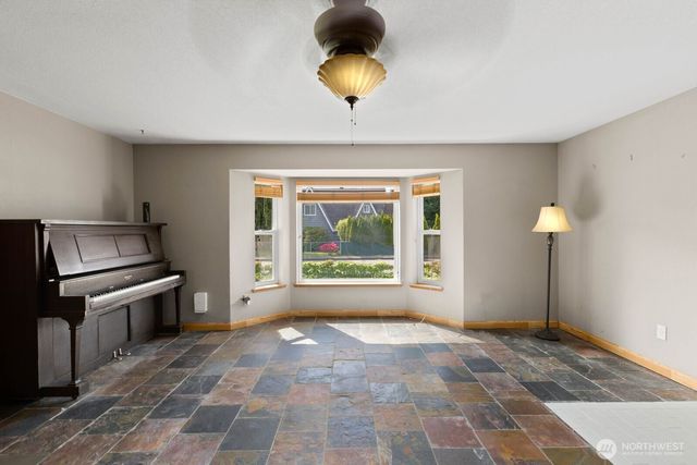 7001 62nd Drive NE, Marysville, WA 98270