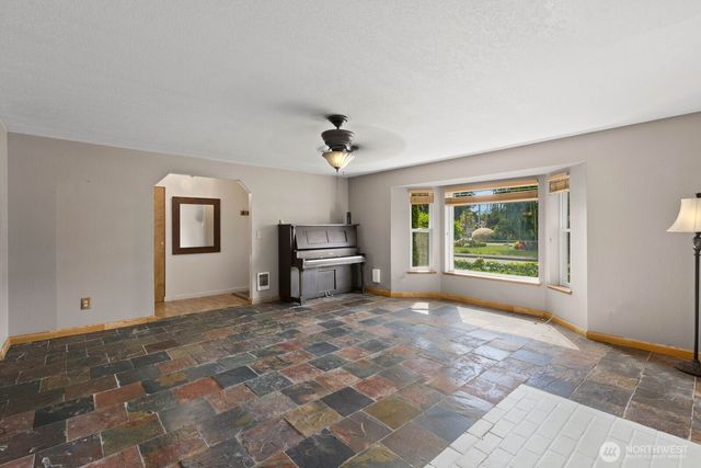 7001 62nd Drive NE, Marysville, WA 98270