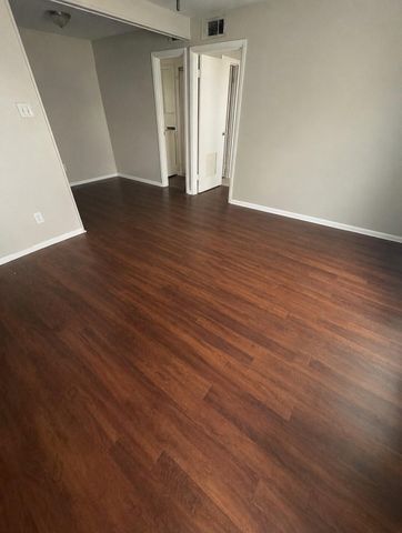 2414 Mimosa Drive 7, Houston, TX 77019